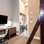 Sandman Hotel Abbotsford Airport