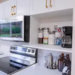 The Vida 1 Bed Pet-Friendly