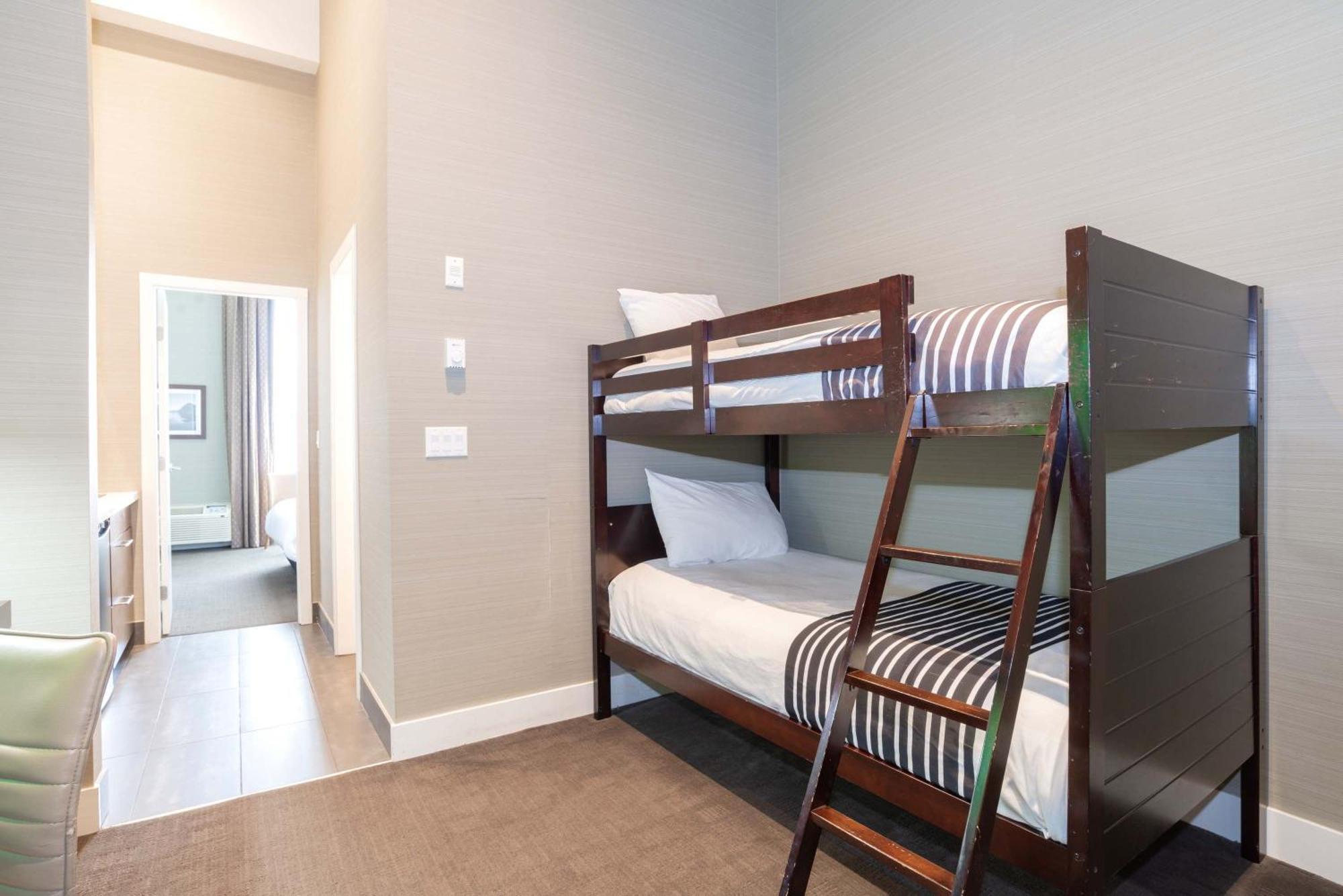Sandman Airport 3* Abbotsford