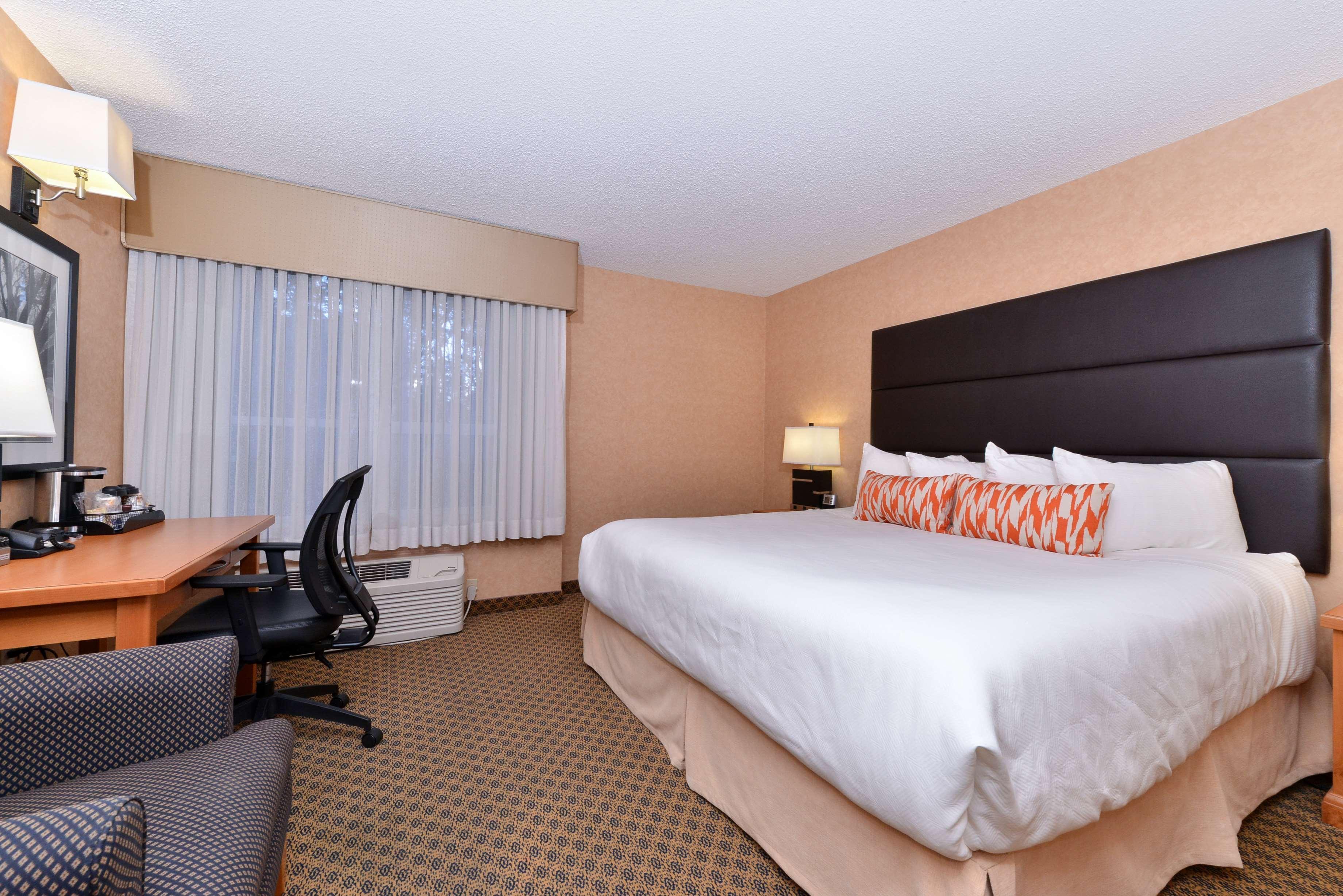 Hotel Western Regency And Conference Centre Abbotsford