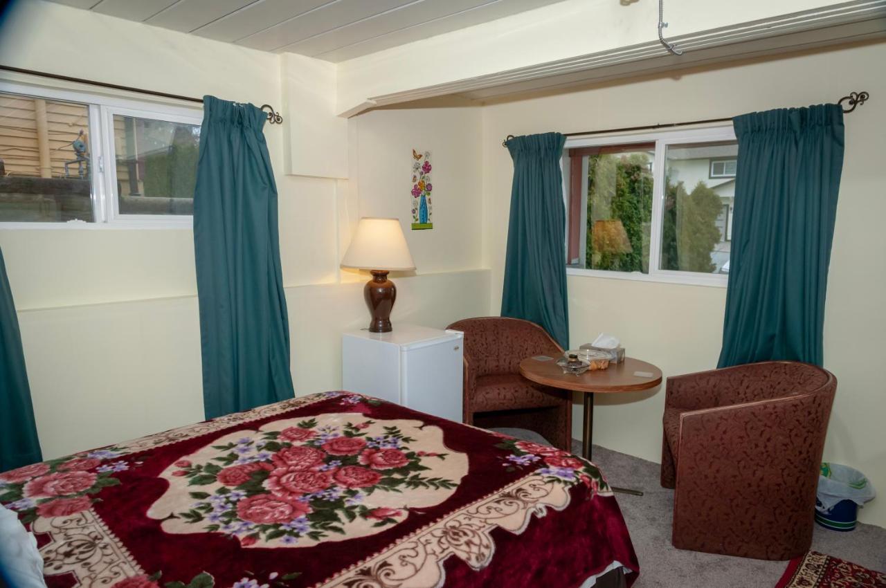 Guest house Guest - Private Retreat - J-1 *