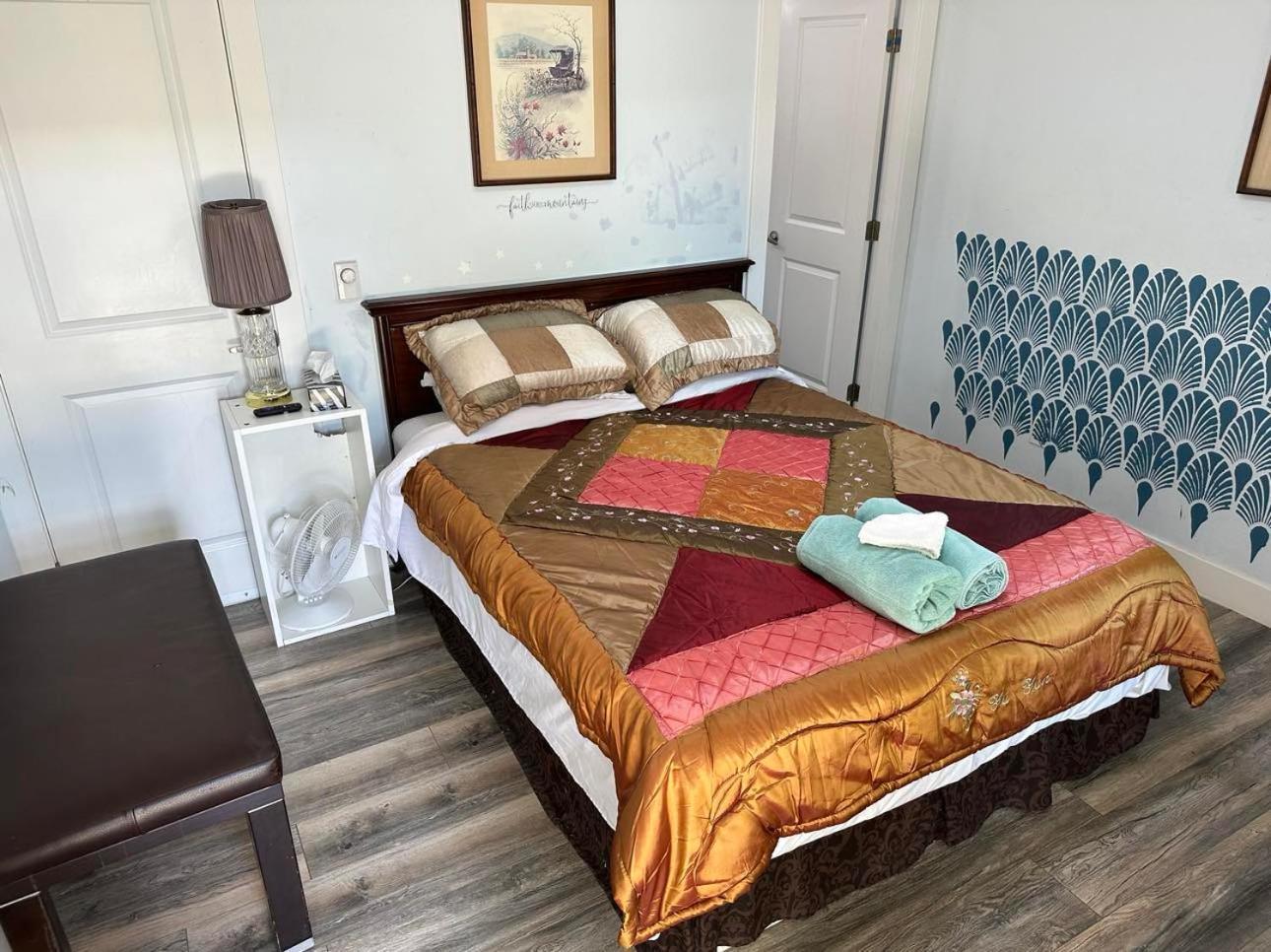Guest house Guest - Private Retreat - J-1 *