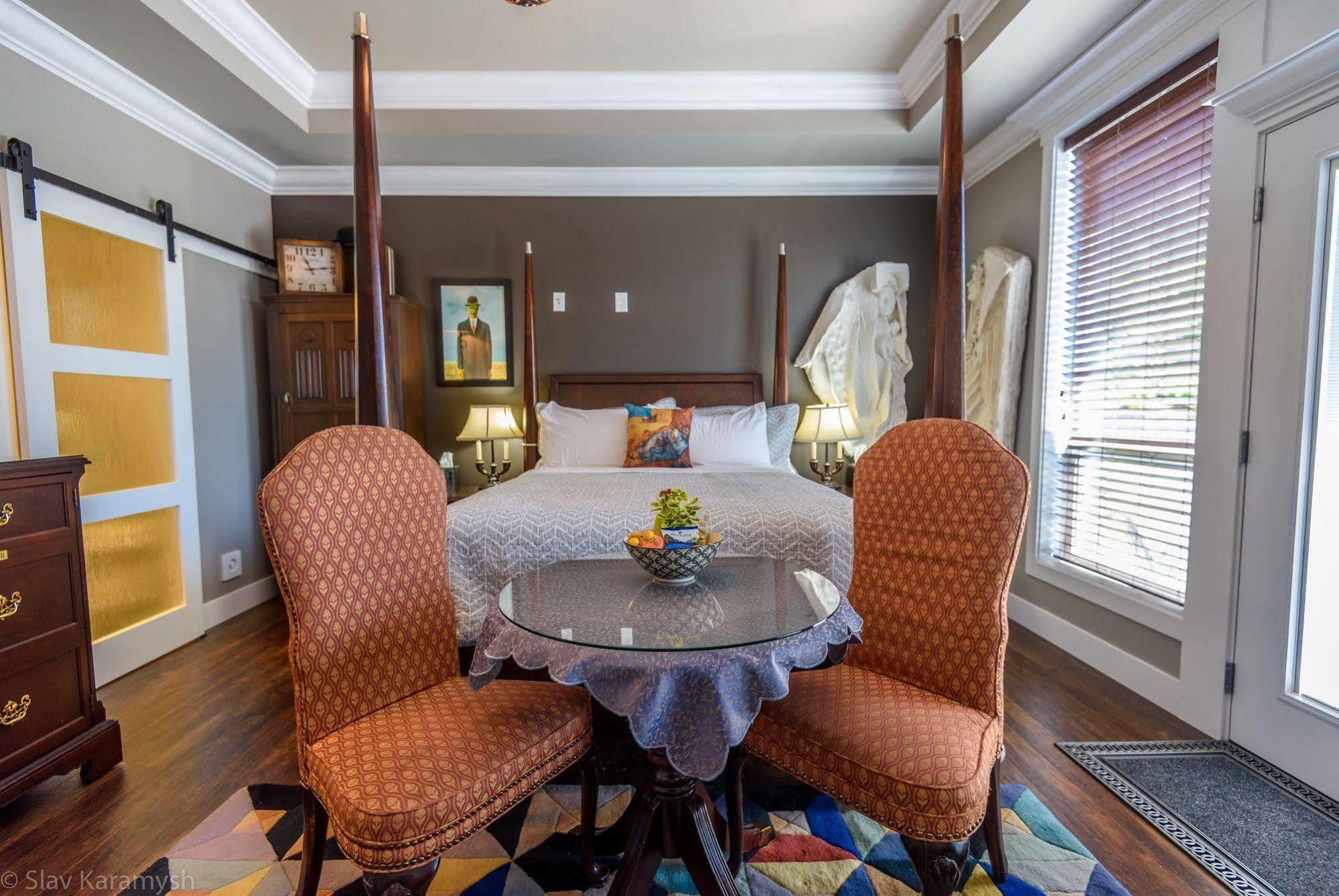 Brookside 5*