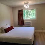 Alpine Inn Abbotsford