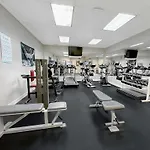 Coast Abbotsford Hotel & Suites