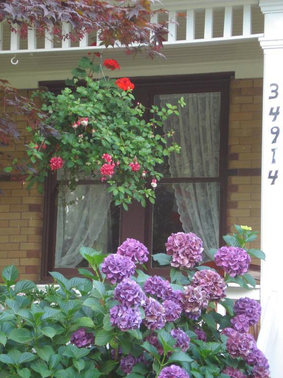 Bed & Breakfast Clayburn Village Abbotsford