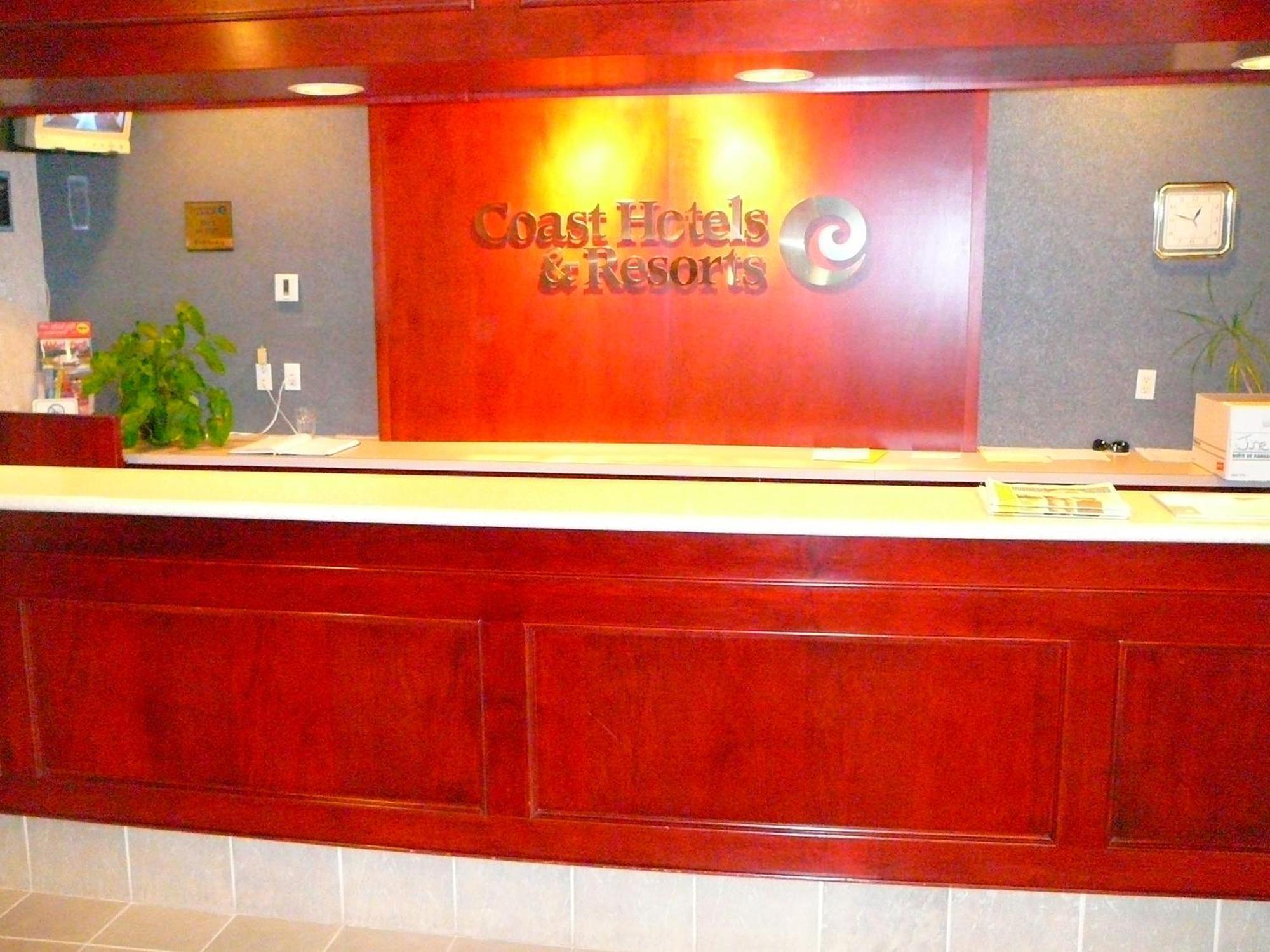 Coast & Hotel