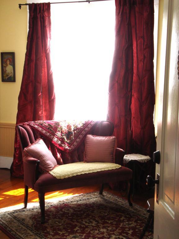 Clayburn Village Bed & Breakfast Abbotsford