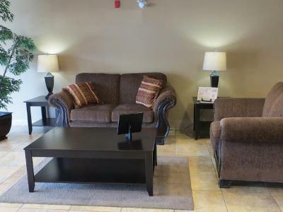 Hotel Super 8 By Wyndham Bc 2*
