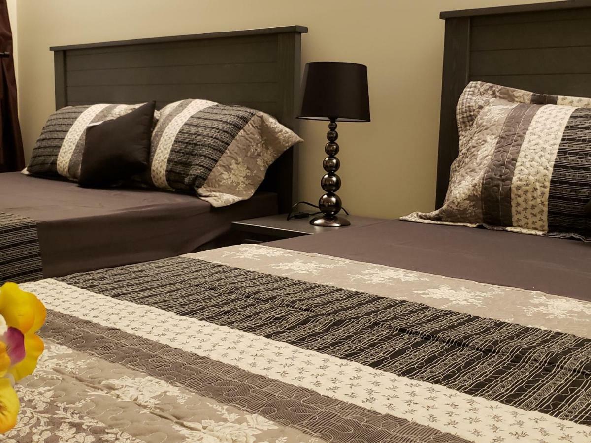 Farhad'S B&B * Abbotsford