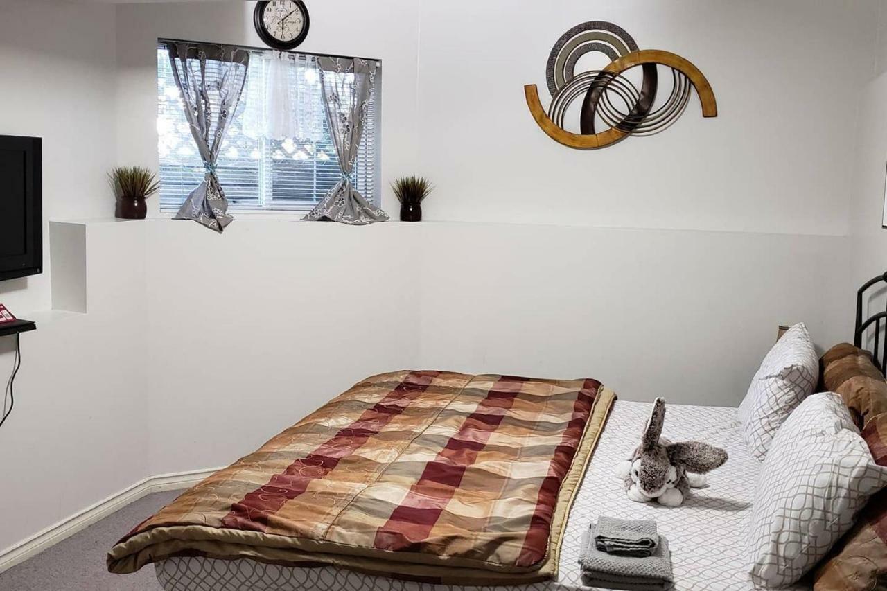 Guest house Farhad'S B&B Abbotsford