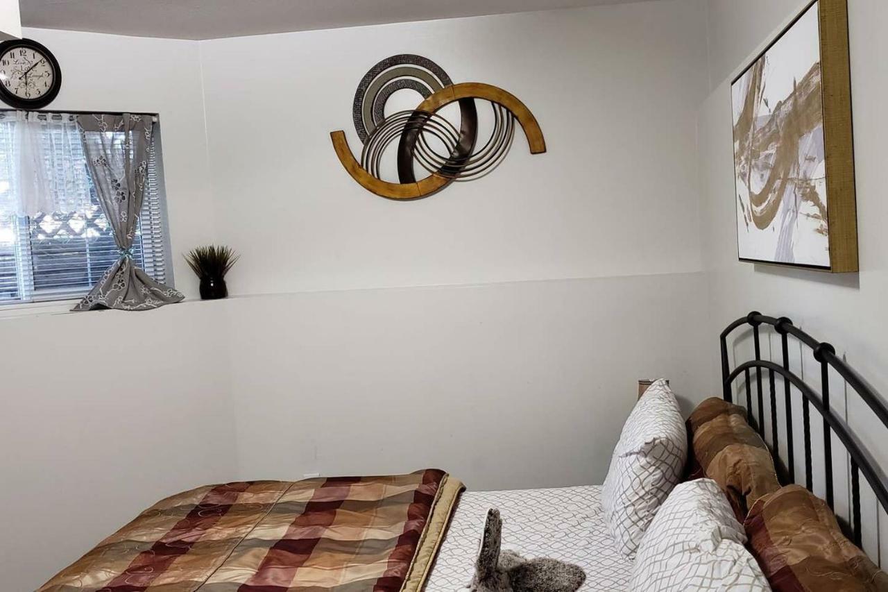 Guest house Farhad'S B&B Abbotsford
