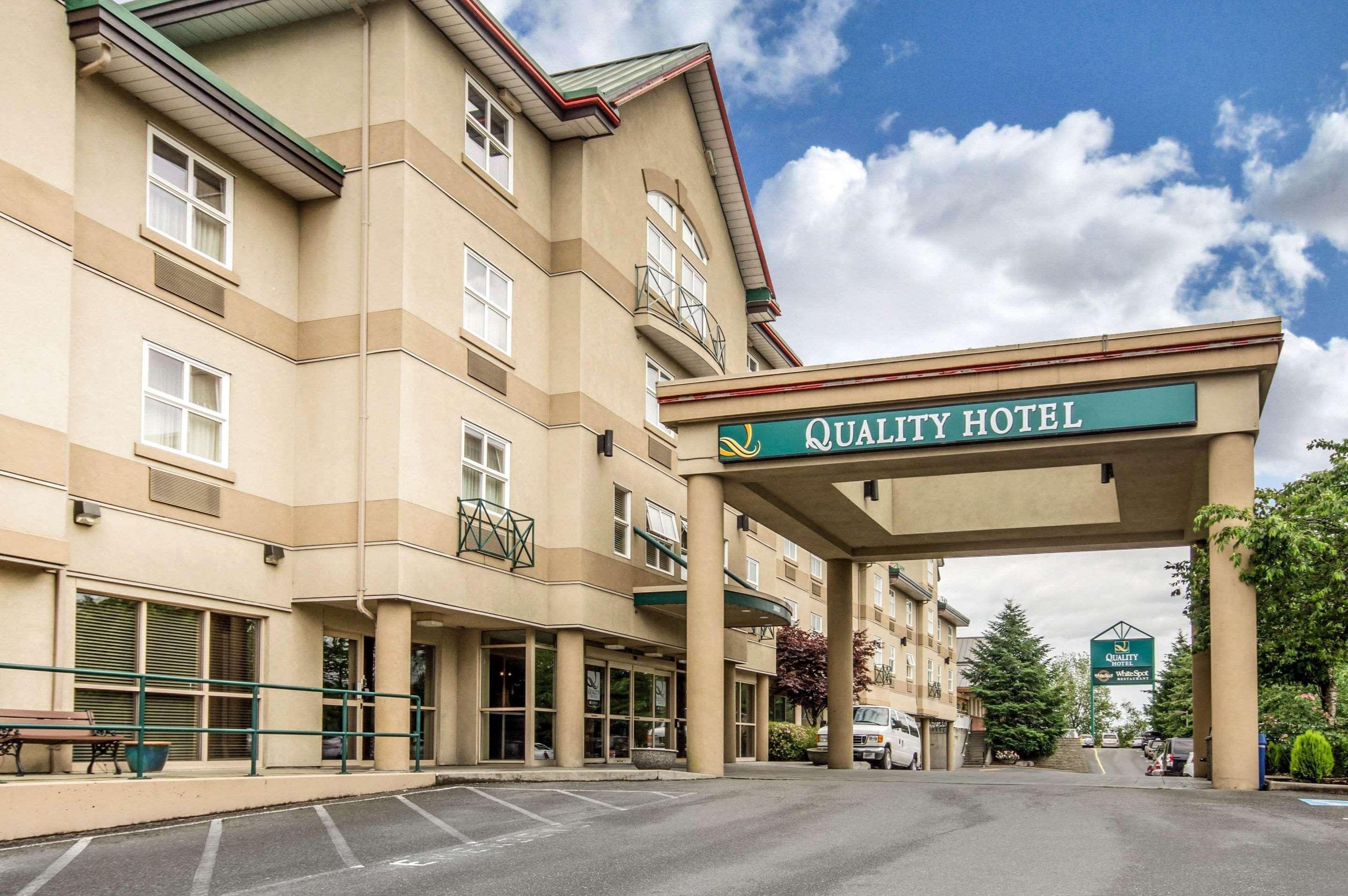 Clarion & Conference Centre 3*