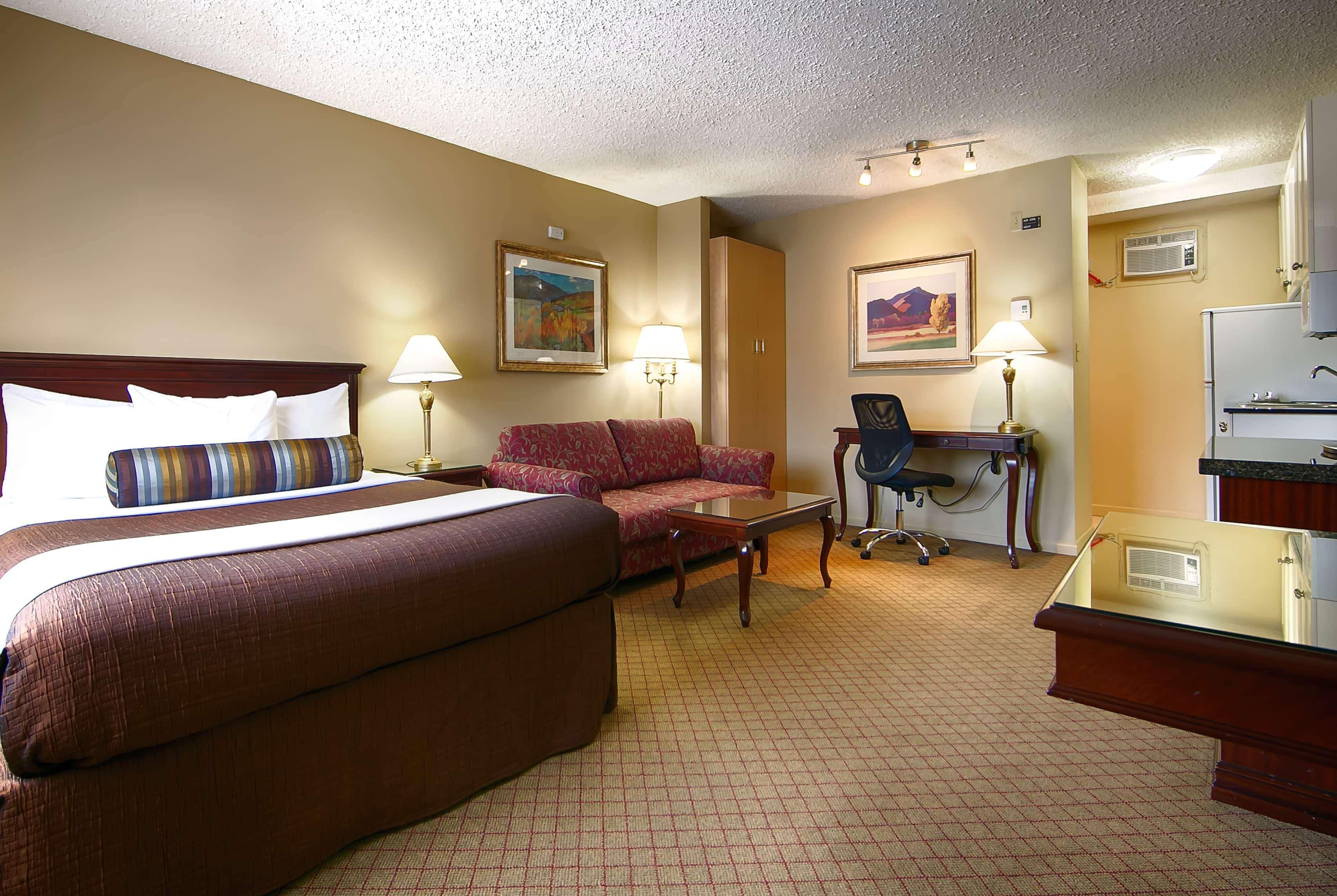 Travelodge By Wyndham Bakerview Hotel Abbotsford