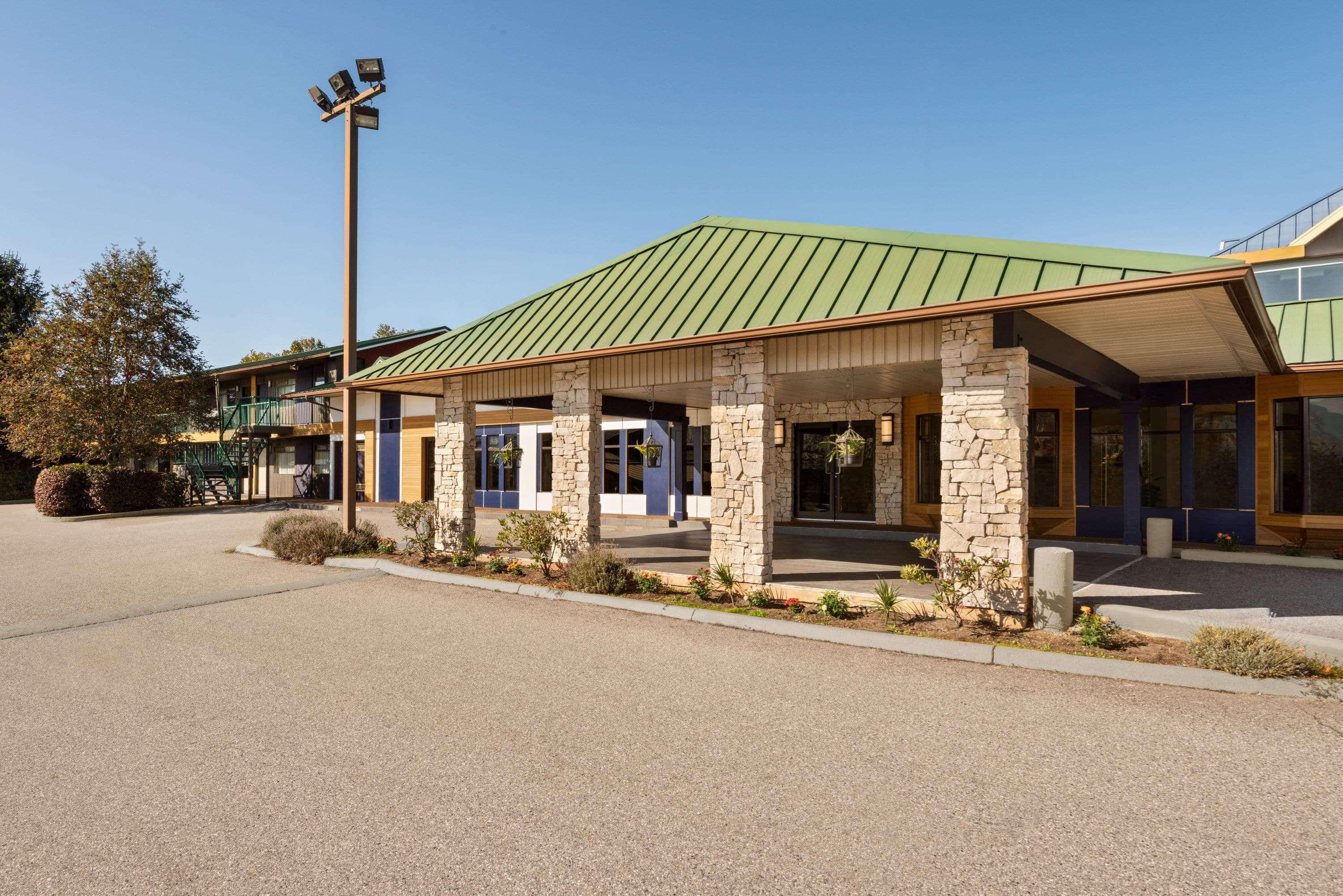 Travelodge By Wyndham Bakerview Abbotsford