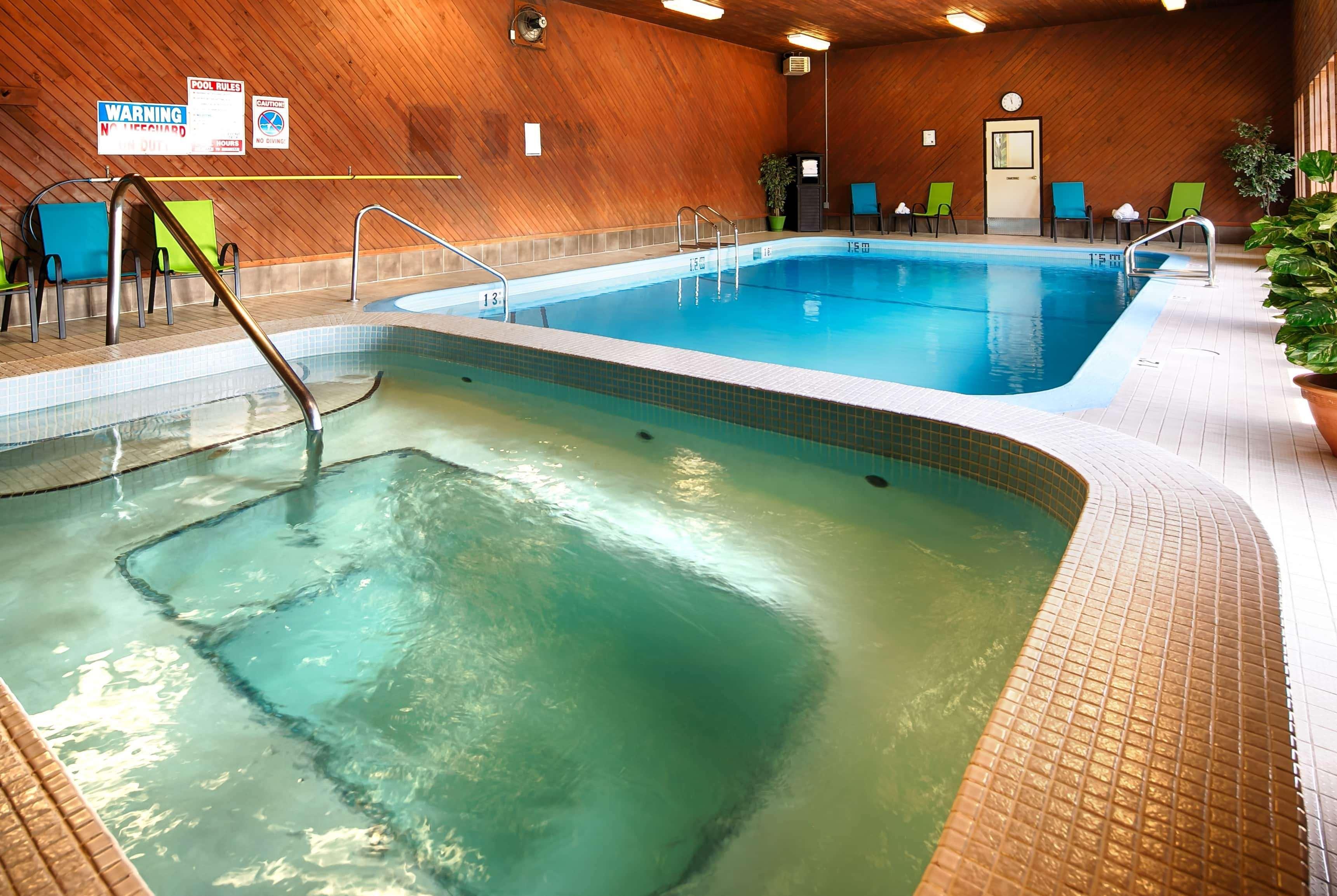 Travelodge By Wyndham Bakerview Hotel Abbotsford