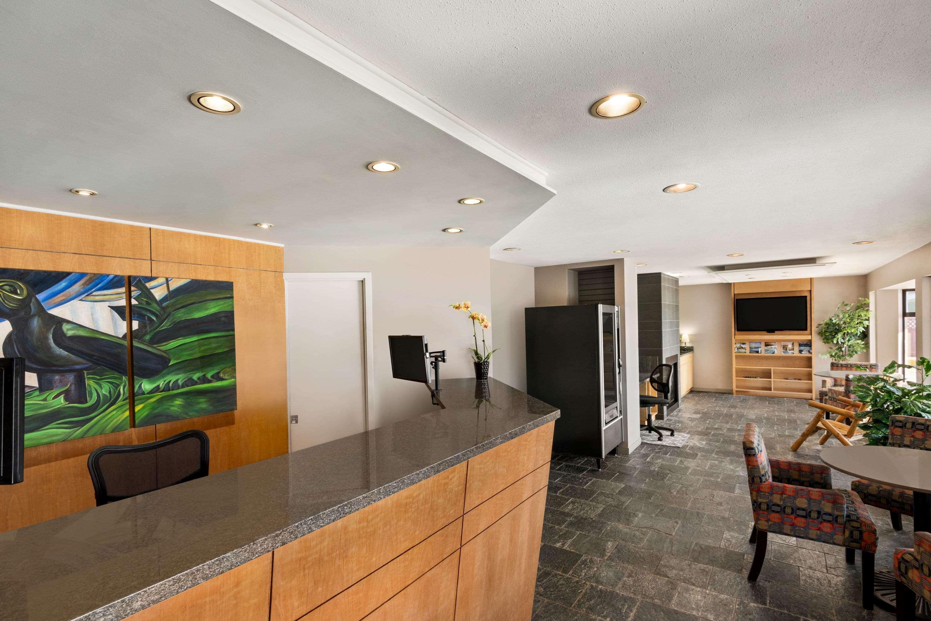 Hotel Travelodge By Wyndham Bakerview 3*