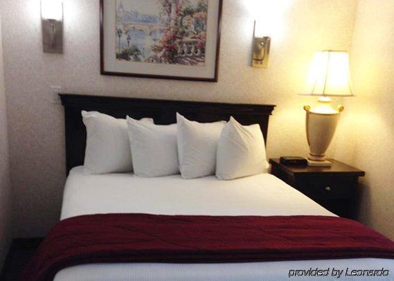 Ramada By Wyndham 3*