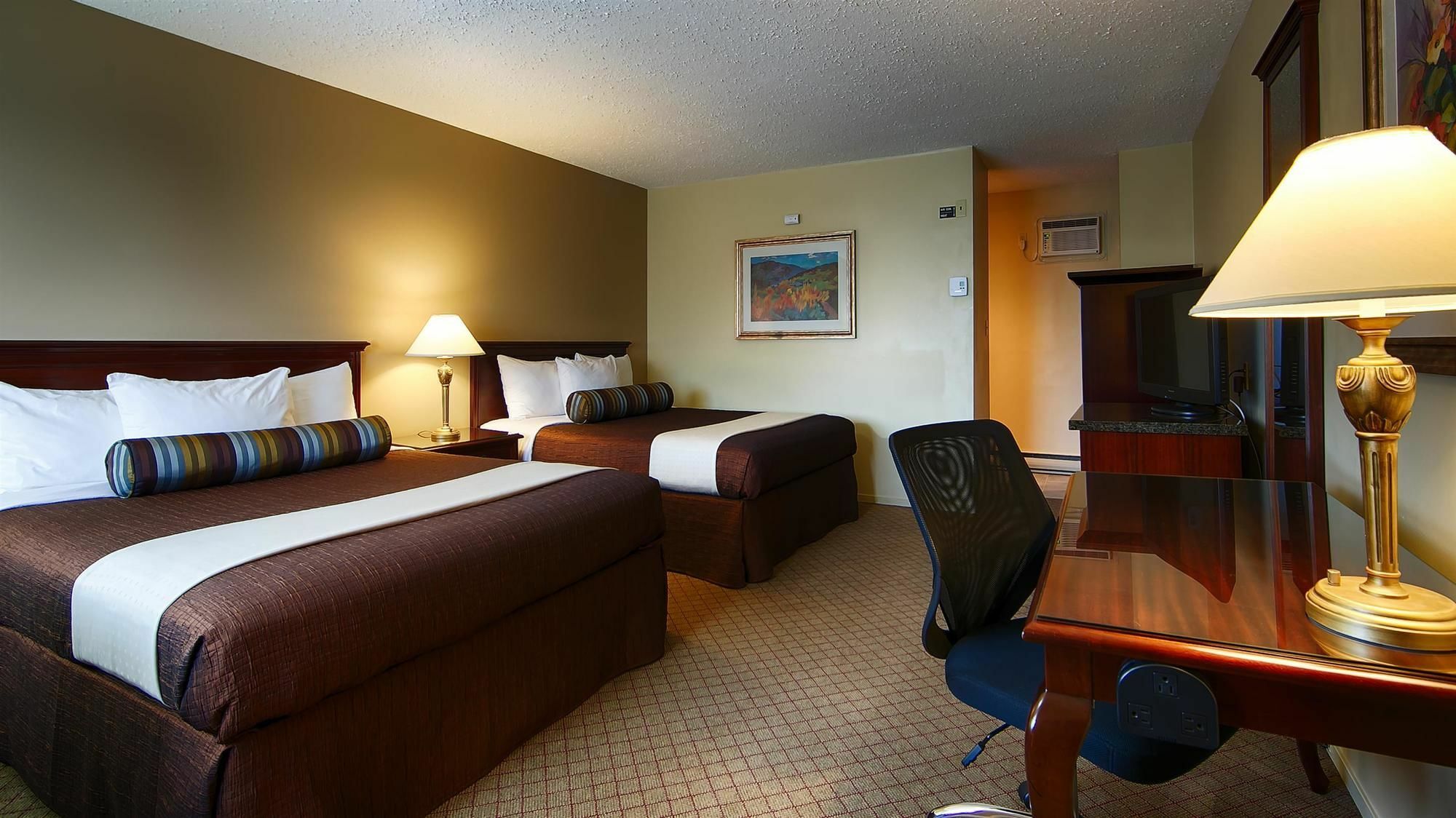 Travelodge By Wyndham Bakerview
