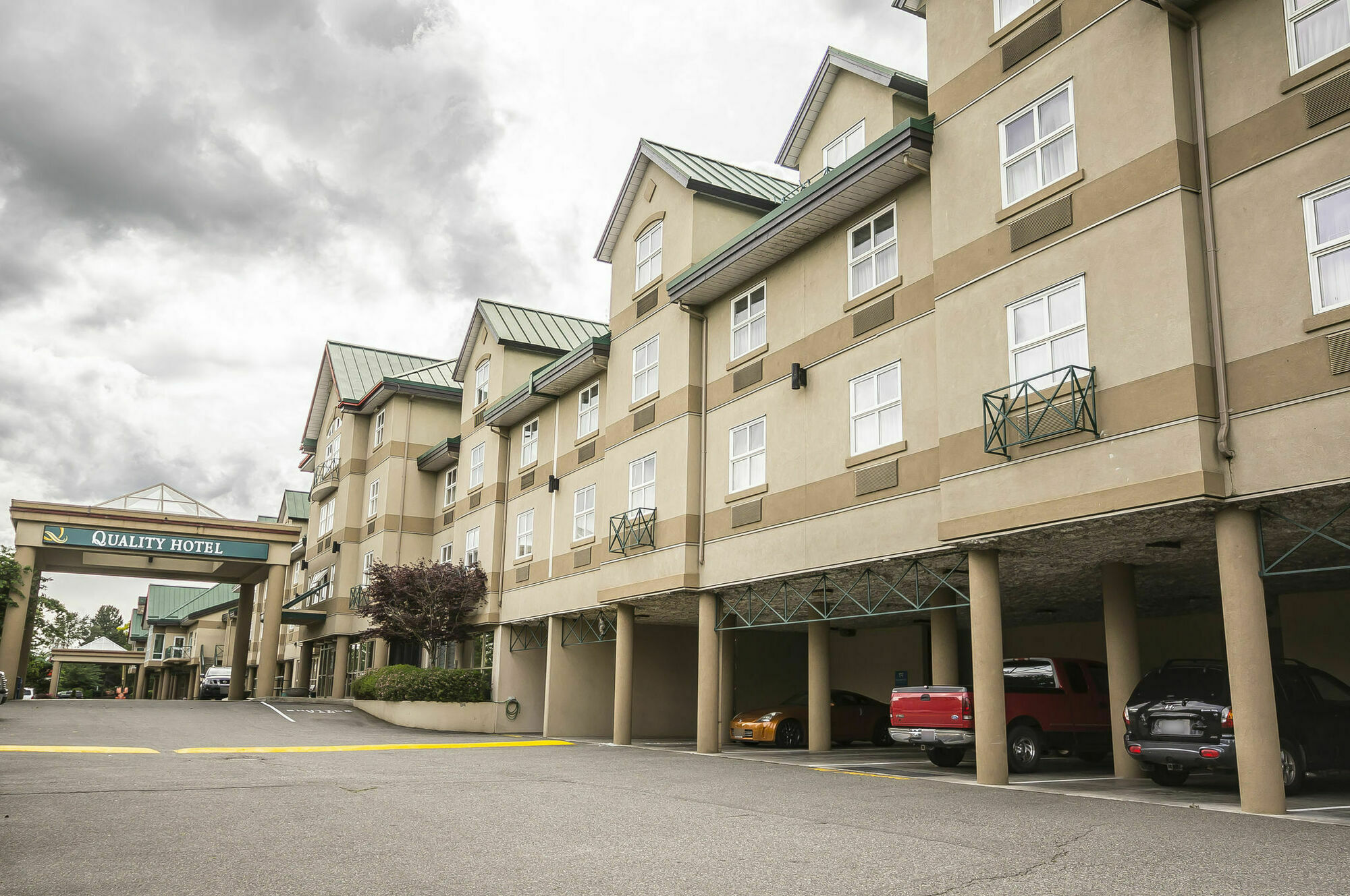 Clarion & Conference Centre Hotel