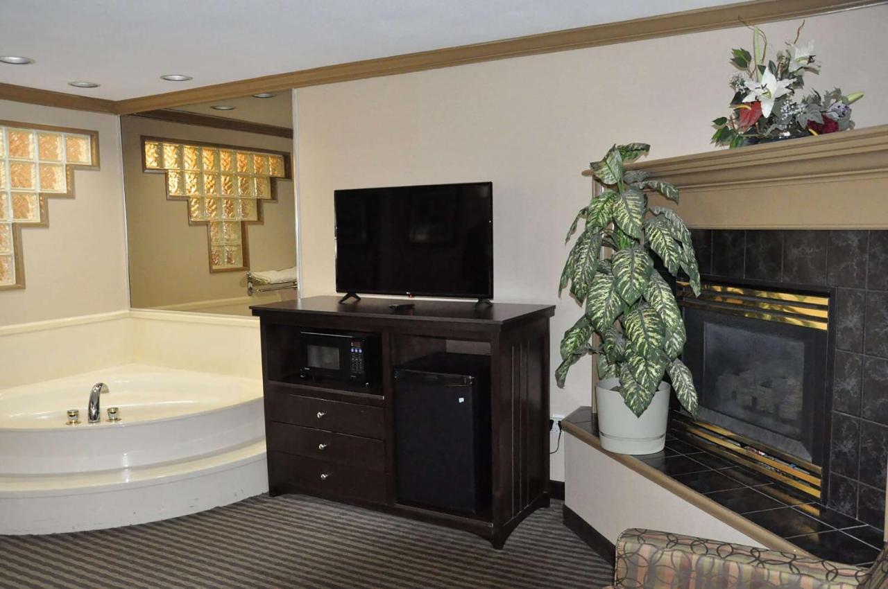 Ramada By Wyndham 3*